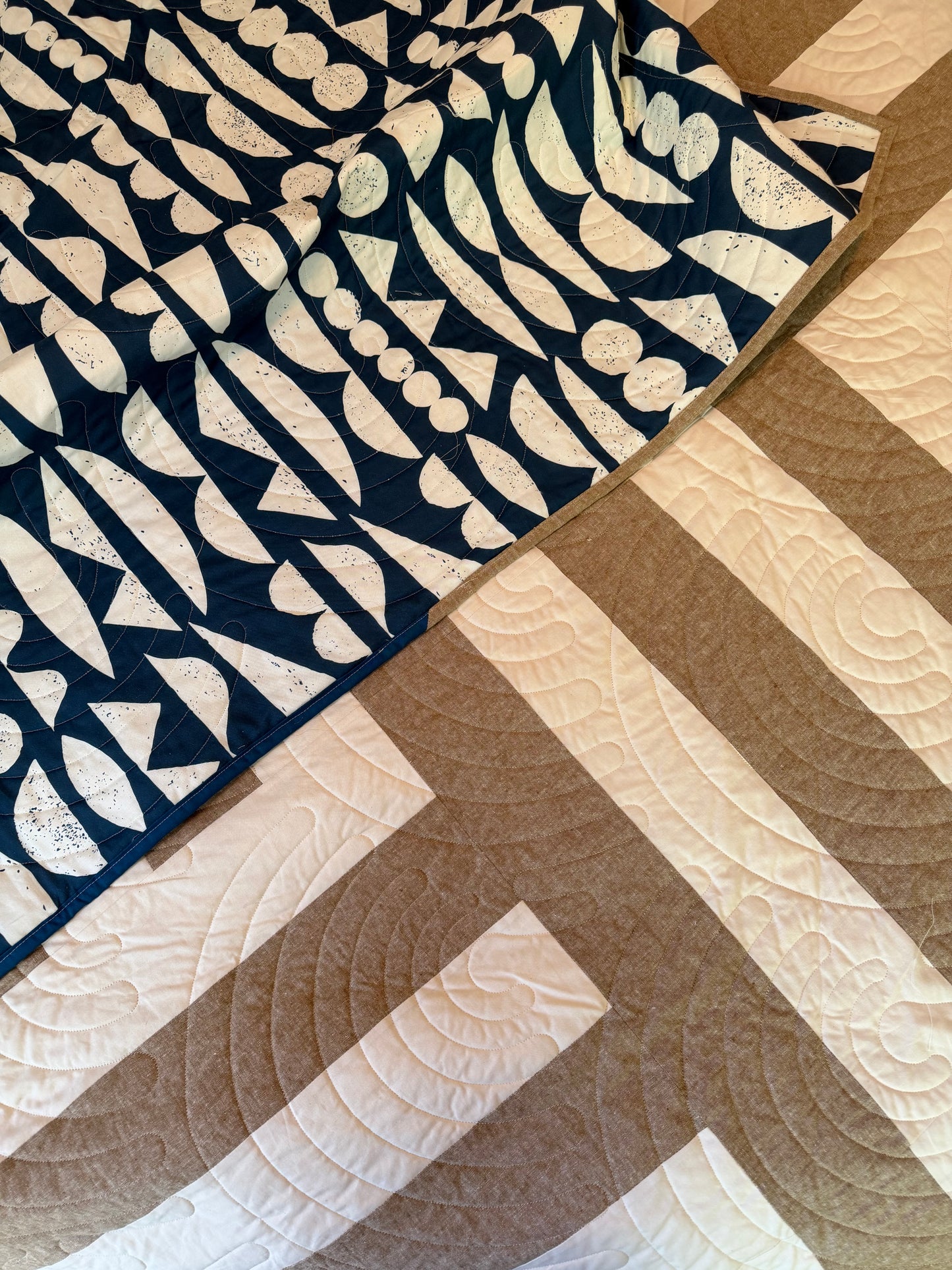 The Getaway Quilt - Queen Size